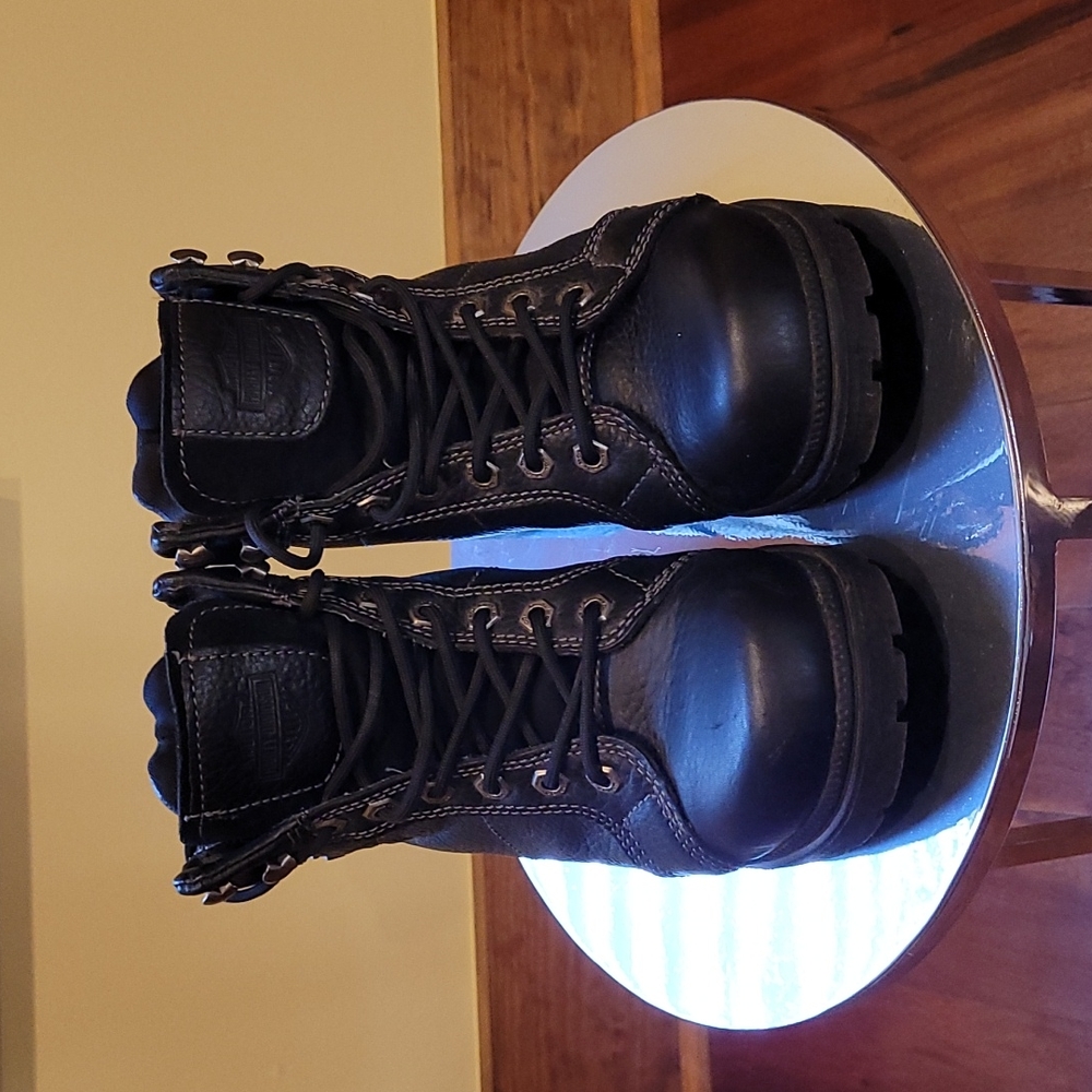 Harley Davidson black woman's short boots size 8 1/2 like new